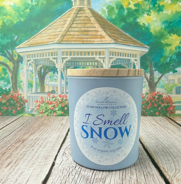 Stars Hollow Candle- I smell Snow